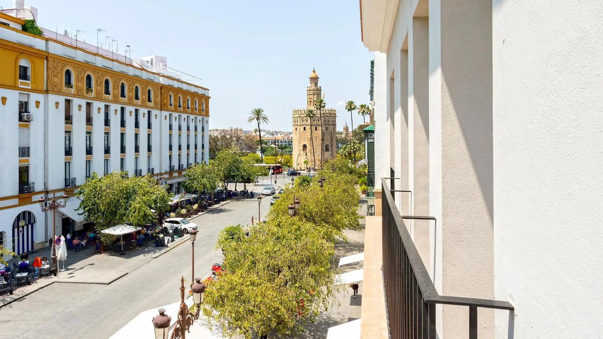Genteel Home Almirante Lobo Sevilla 0*,