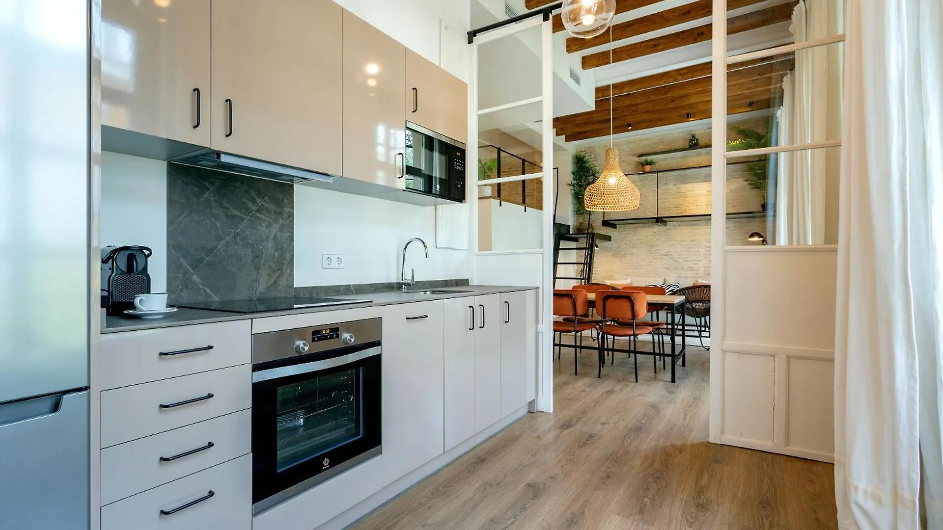Genteel Home Almirante Lobo Sevilla Apartmán